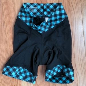 Shebeest padded cycling shorts